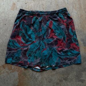 Lululemon Men's Pace Breaker Linerless shorts - Teal/Red